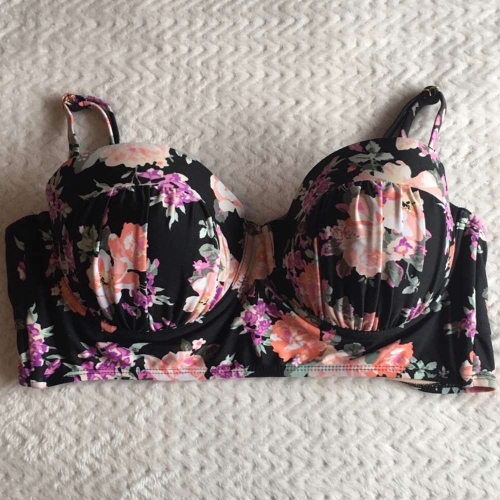 Black Floral Padded Bikini Top 👙